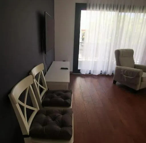 300m To 2 Bedroom Garden Floor Flat With Pool B1 - Yeni Dunya