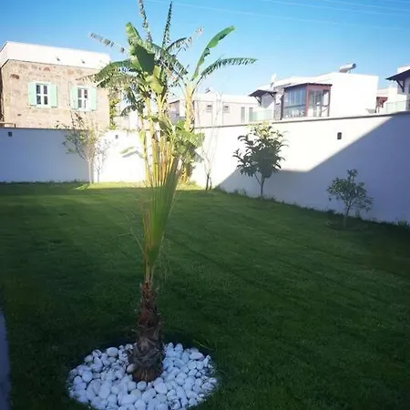 300m To 2 Bedroom Garden Floor Flat With Pool B1 - Yeni Duenya