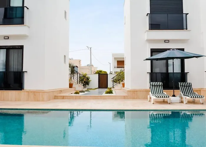 Apartment 300m To 2 Bedroom Garden Floor Flat With Pool B1 - Yeni Dunya Bodrum